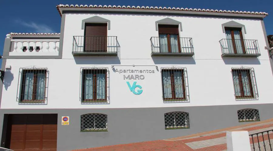 Fachada apartamentos Maro VG en Malaga Andalucia
